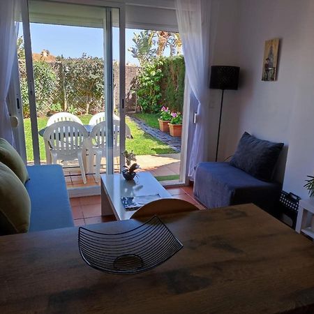 Апартаменты Bonito Apartamento En Alcaidesa Con Piscina Экстерьер фото