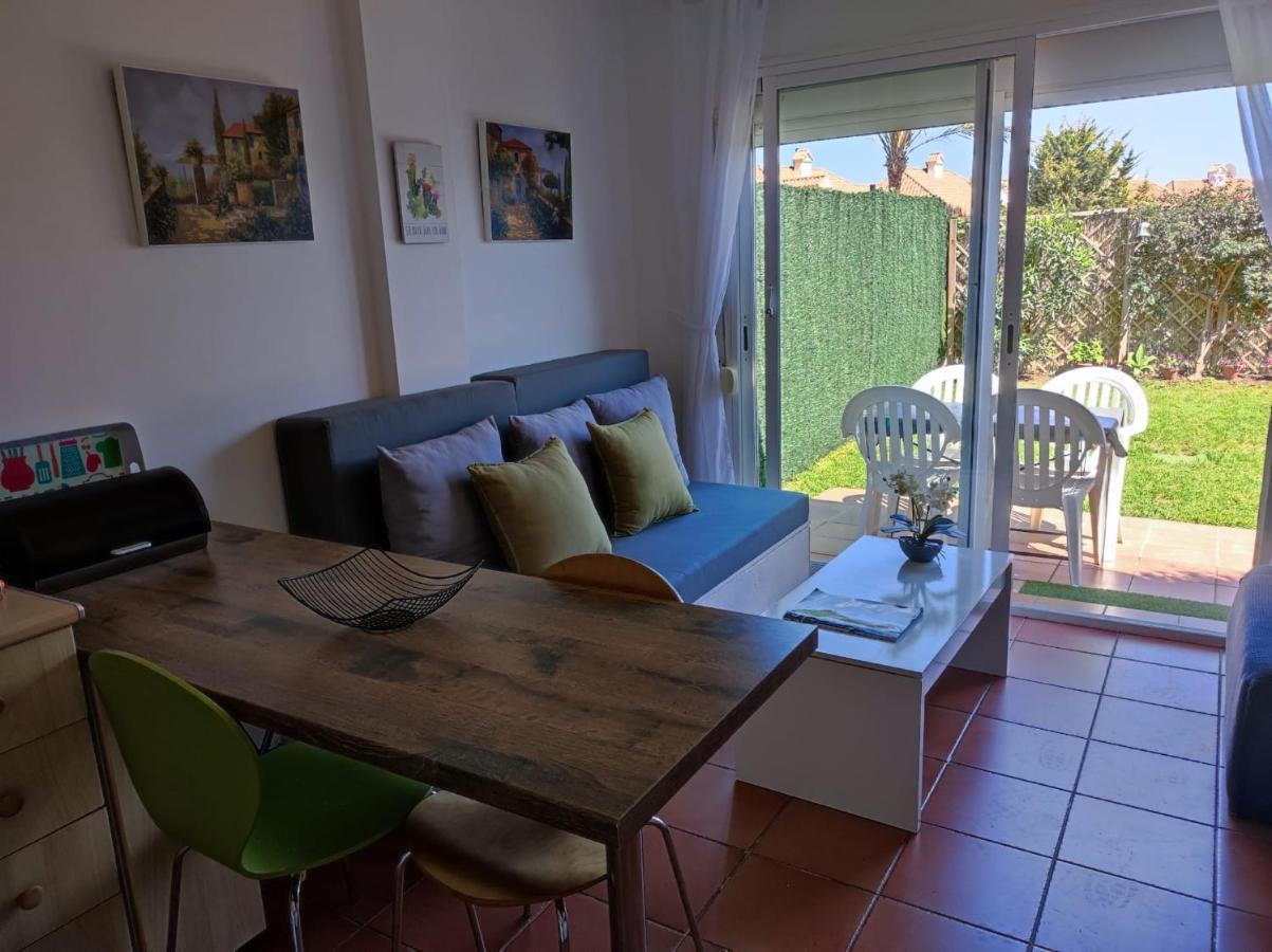 Апартаменты Bonito Apartamento En Alcaidesa Con Piscina Экстерьер фото